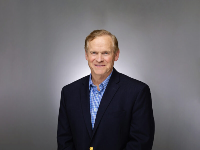 Steve Fitzgerald headshot (background added)