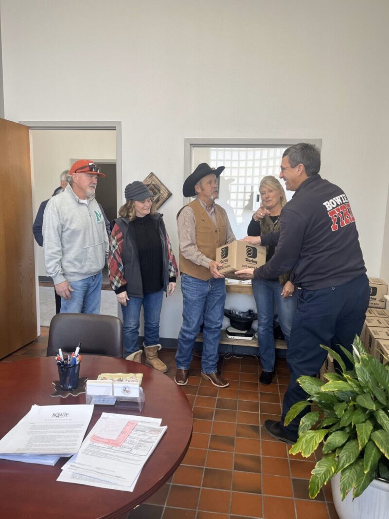 Darley Safe Water Boxes being handed out to citizens of Bowie, TX during crisis.